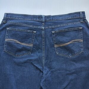 Riders by Lee Women's Classic Fit Straight Leg Jeans - Dark Blue.  Size 18